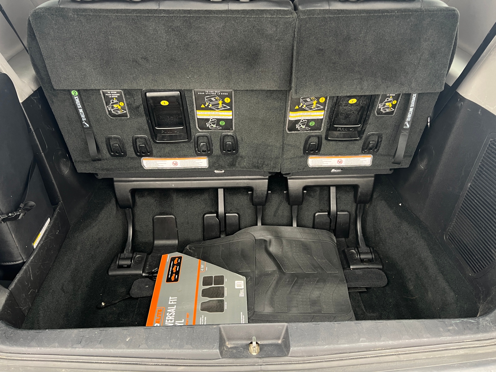 Thumbnail: 2017 Toyota Sienna - 6