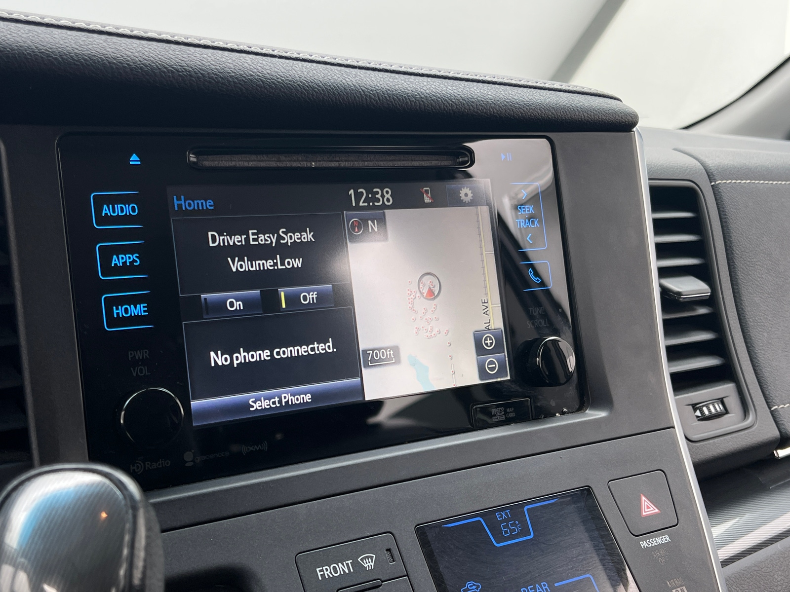 Thumbnail: 2017 Toyota Sienna - 3