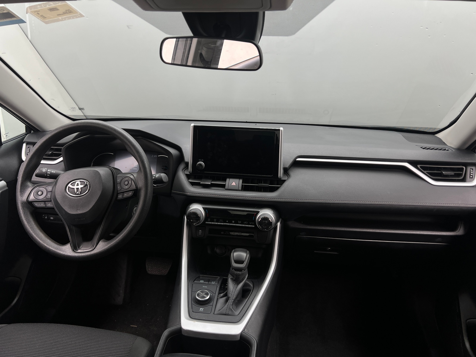 Thumbnail: 2024 Toyota RAV4 - 3