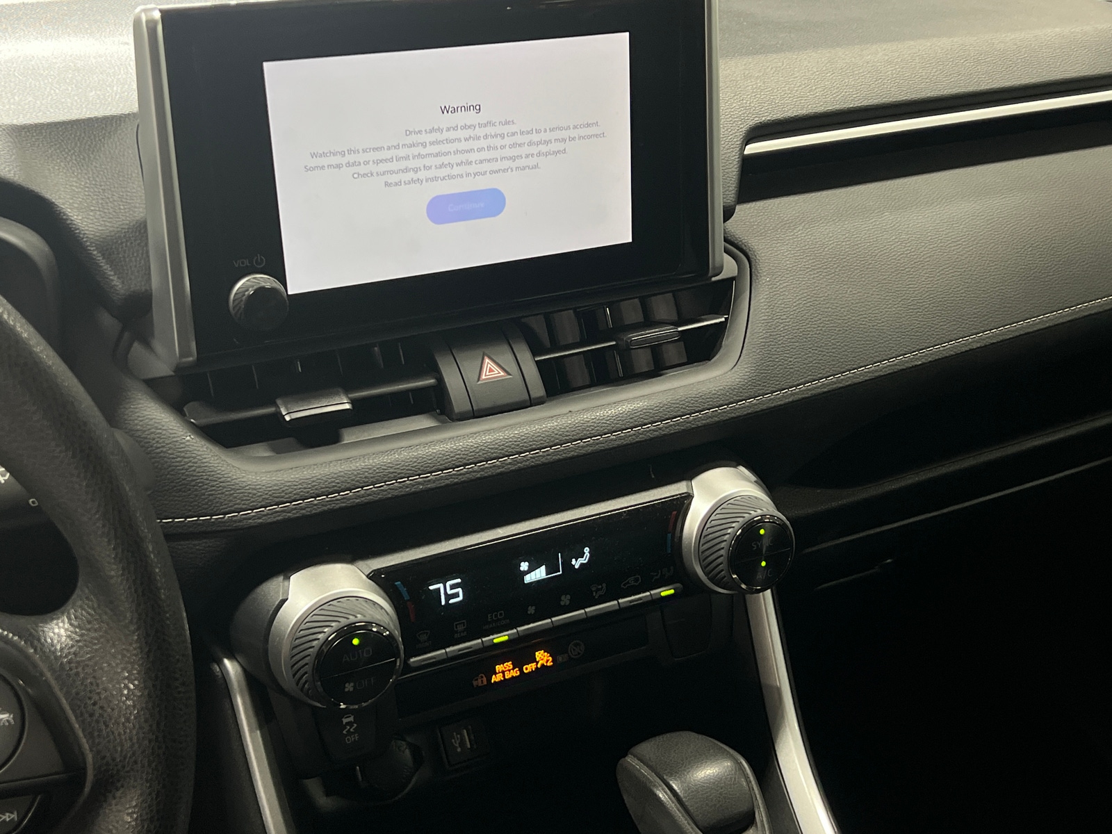 Thumbnail: 2024 Toyota RAV4 - 4