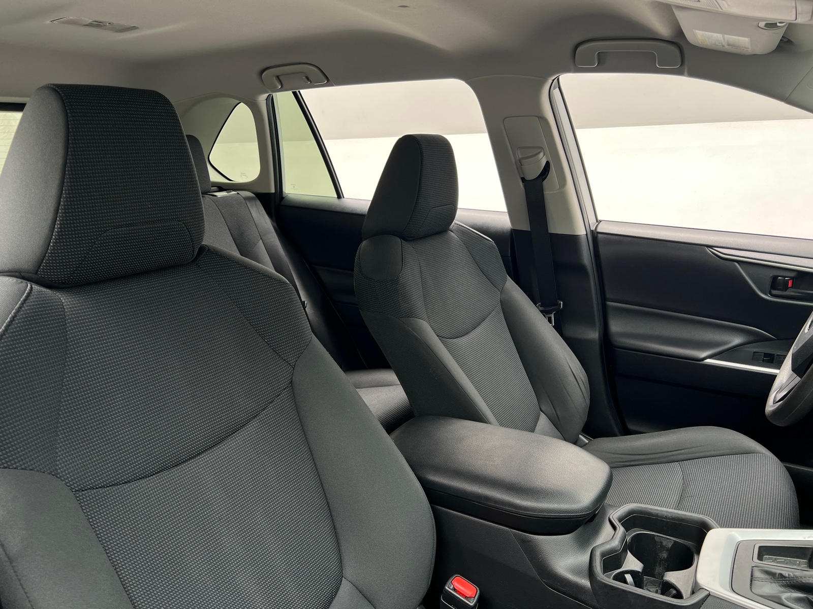 Thumbnail: 2019 Toyota RAV4 - 2