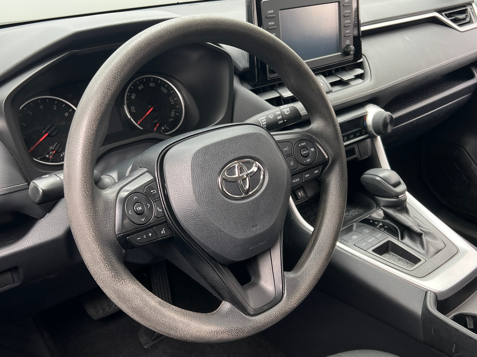 Thumbnail: 2019 Toyota RAV4 - 5