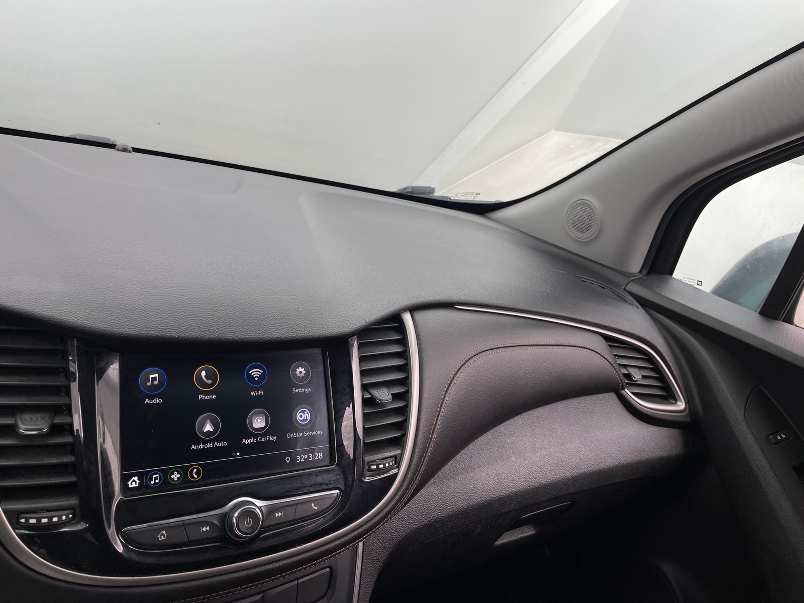 Thumbnail: 2020 Chevrolet Trax - 4