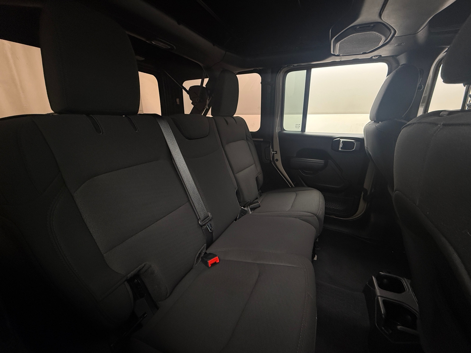 Thumbnail: 2022 Jeep Wrangler - 6