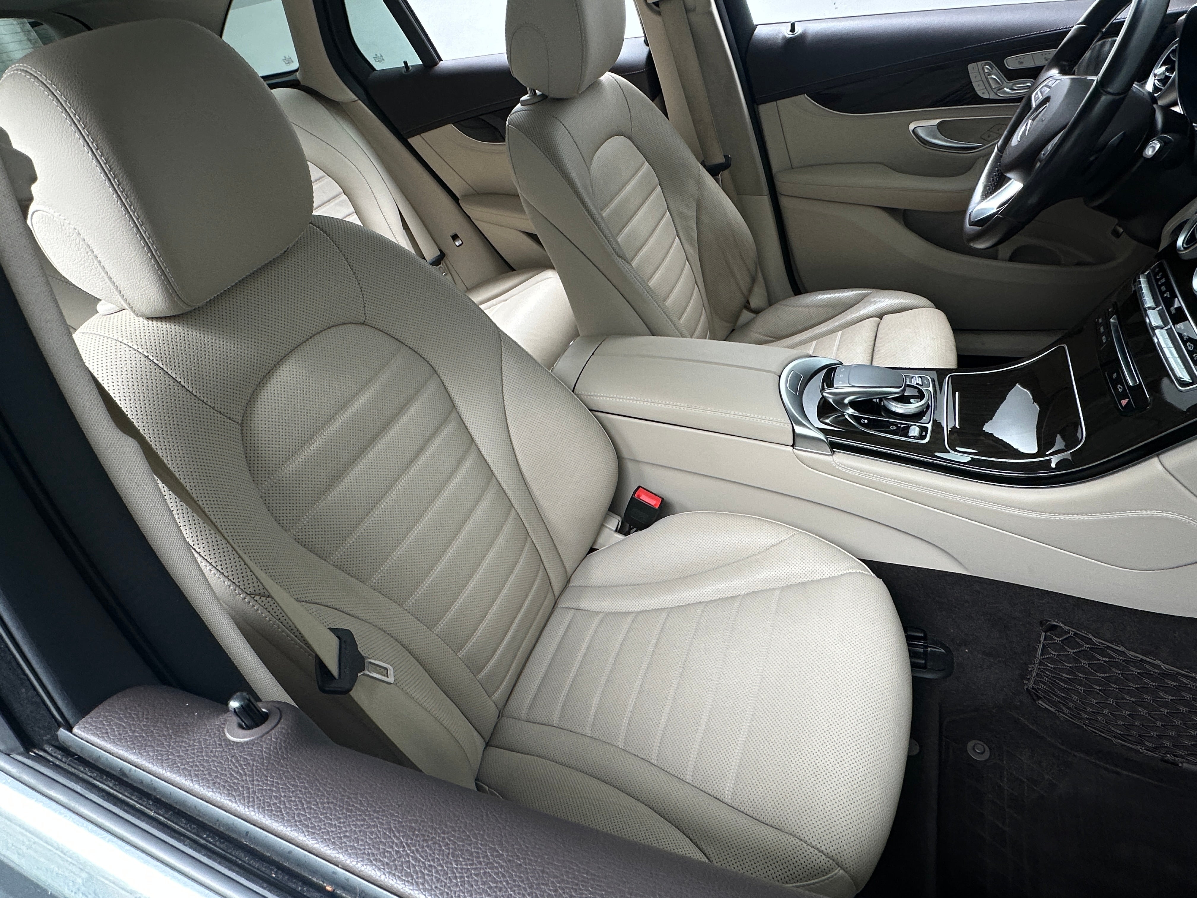 2016 Mercedes-Benz GLC
