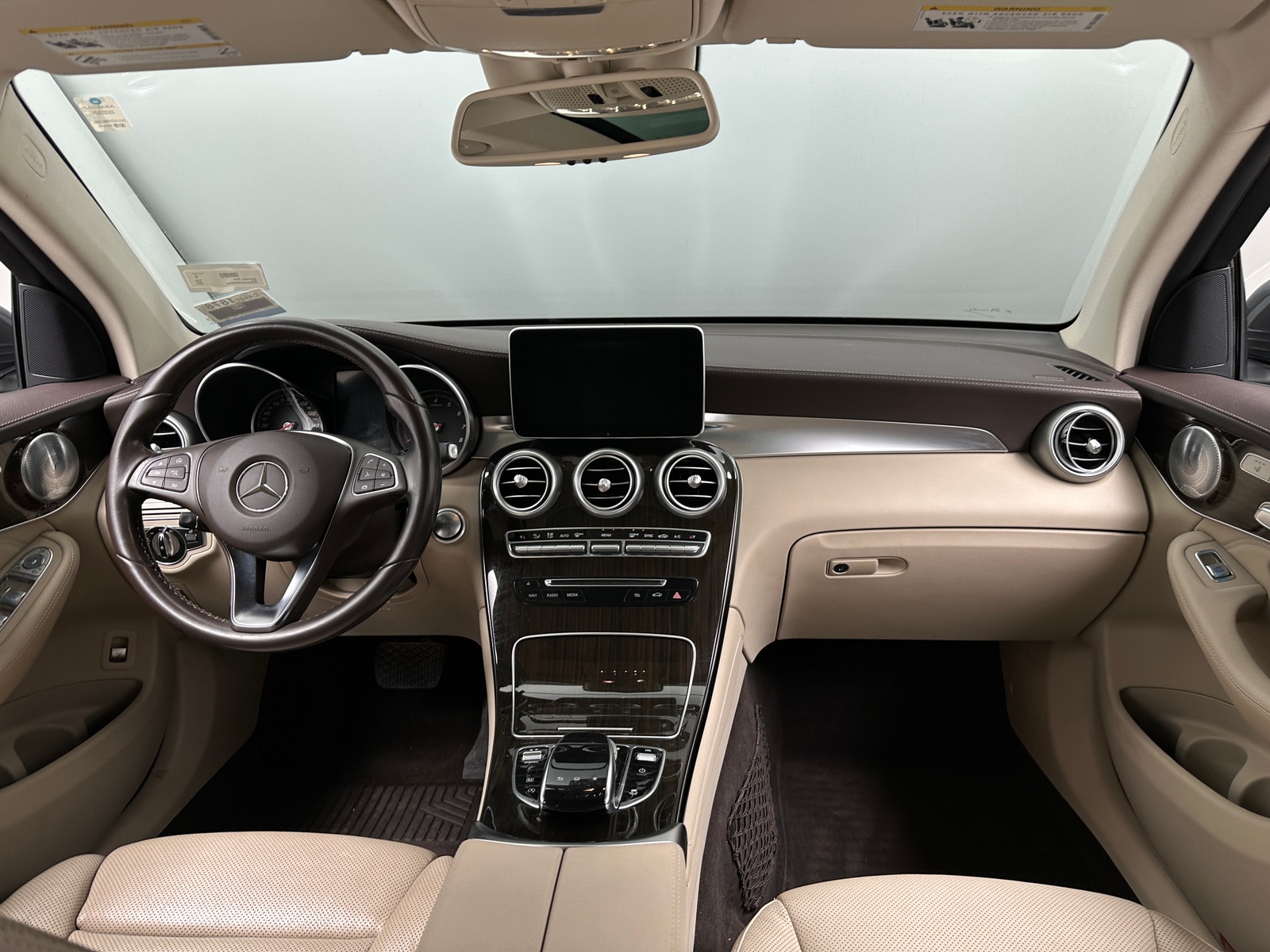 Thumbnail: 2016 Mercedes-Benz GLC - 2