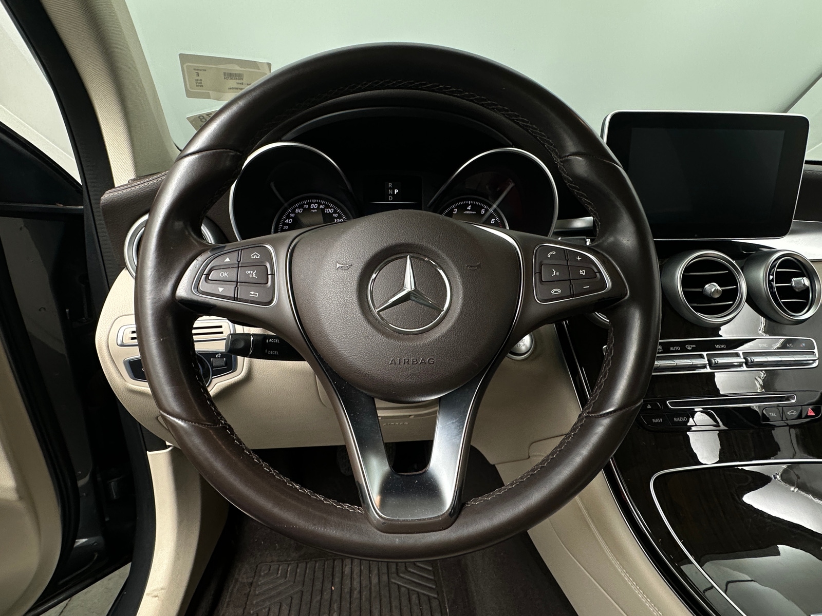 Thumbnail: 2016 Mercedes-Benz GLC - 4