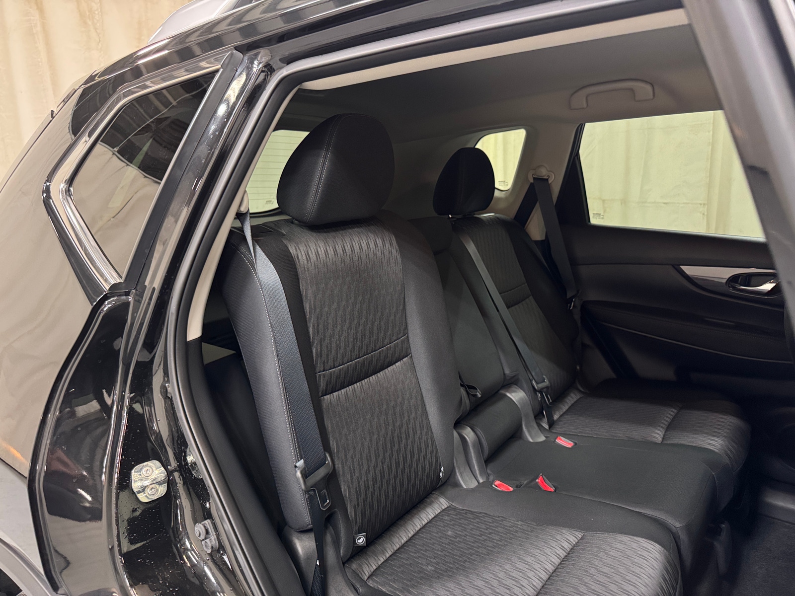 Thumbnail: 2018 Nissan Rogue - 6