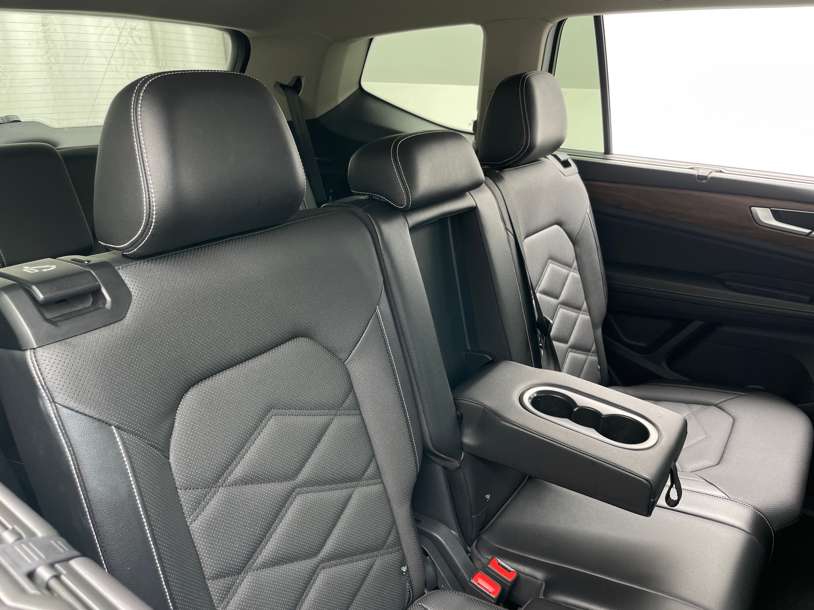 Thumbnail: 2024 Volkswagen Atlas - 5