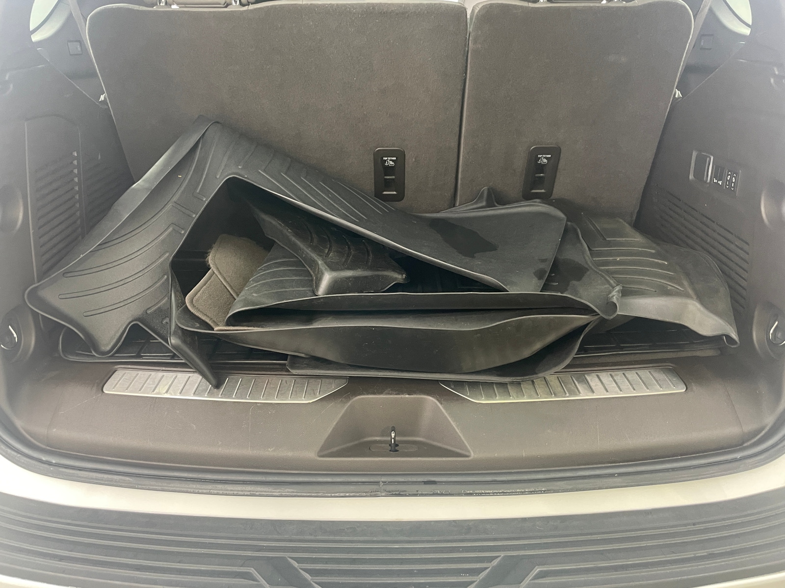 Thumbnail: 2023 Chevrolet Tahoe - 6