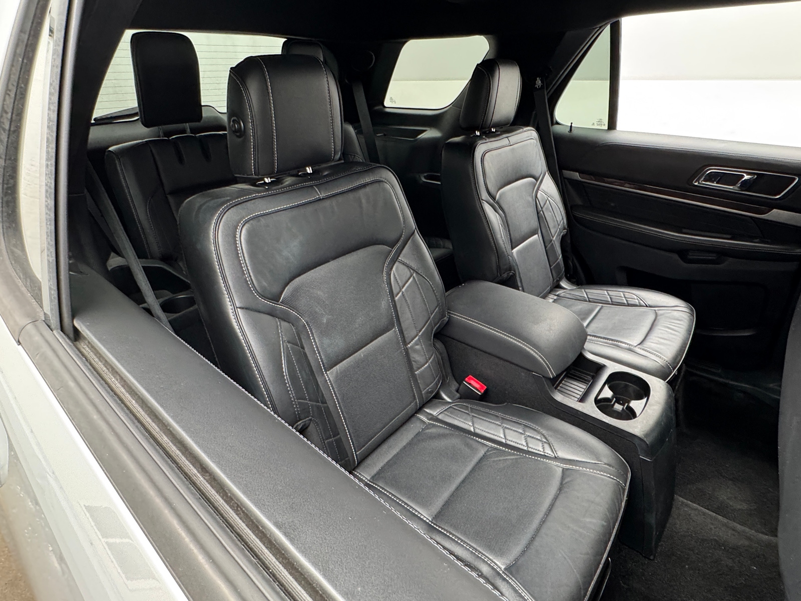 Thumbnail: 2019 Ford Explorer - 5