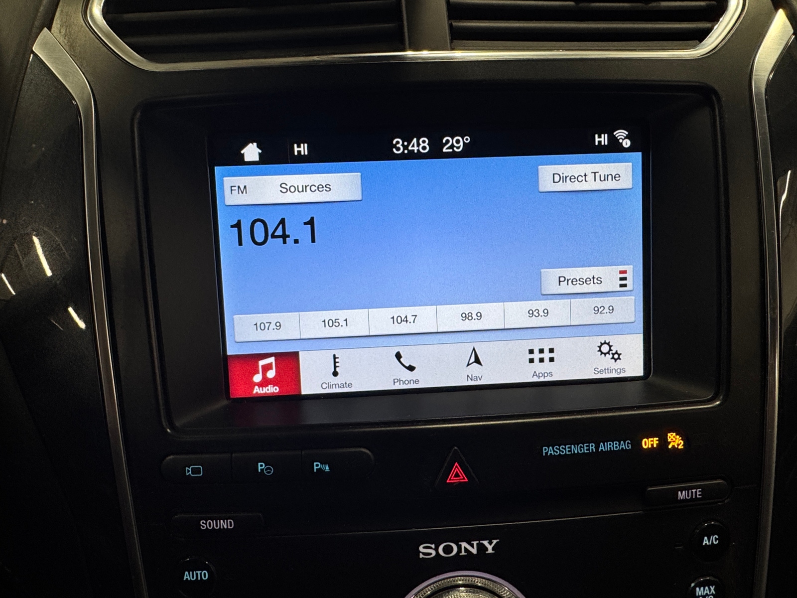 Thumbnail: 2019 Ford Explorer - 3