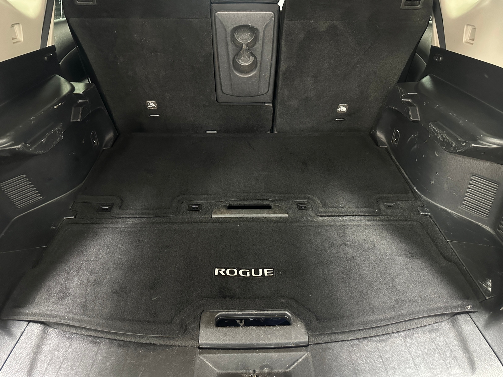 Thumbnail: 2017 Nissan Rogue - 7