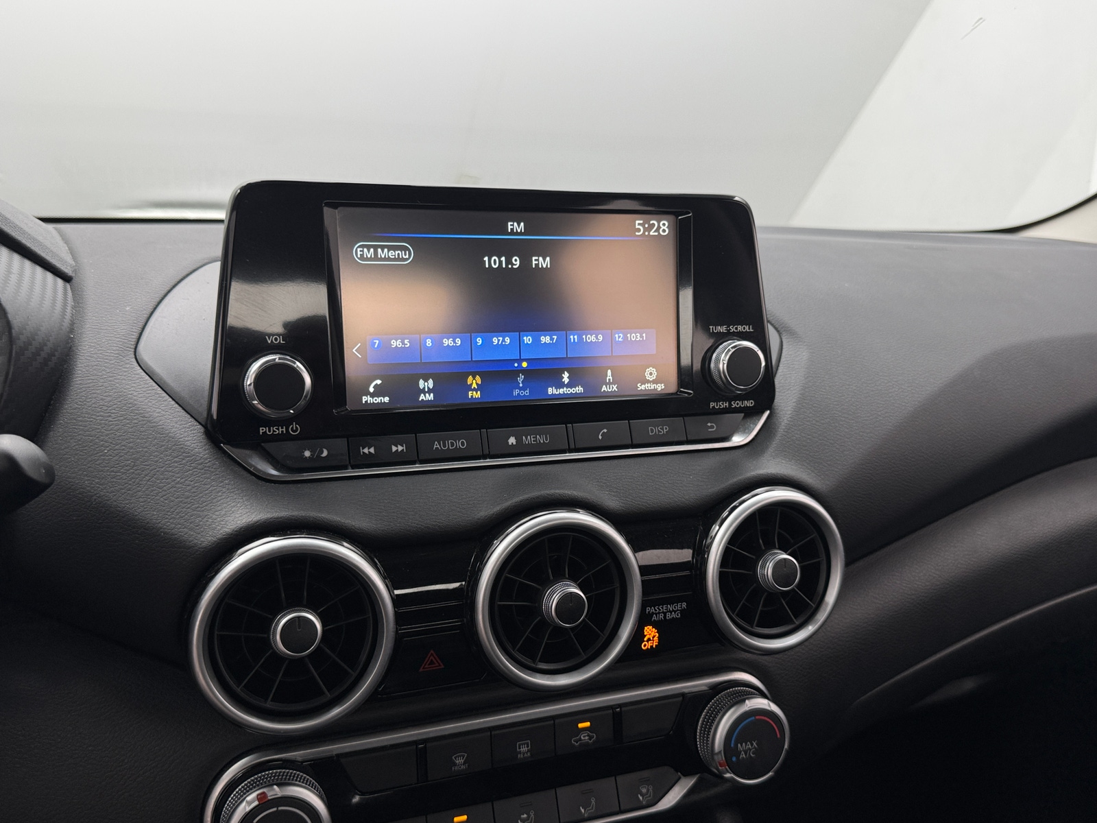 Thumbnail: 2025 Nissan Sentra - 4