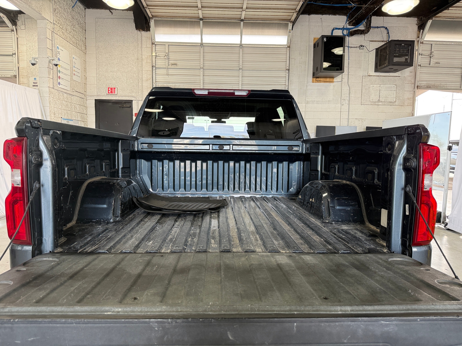 Thumbnail: 2020 Chevrolet Silverado 1500 - 7