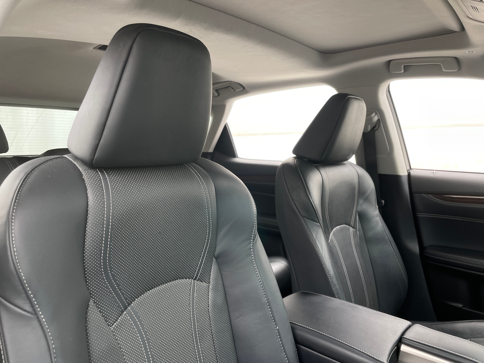 Thumbnail: 2016 Lexus RX - 2