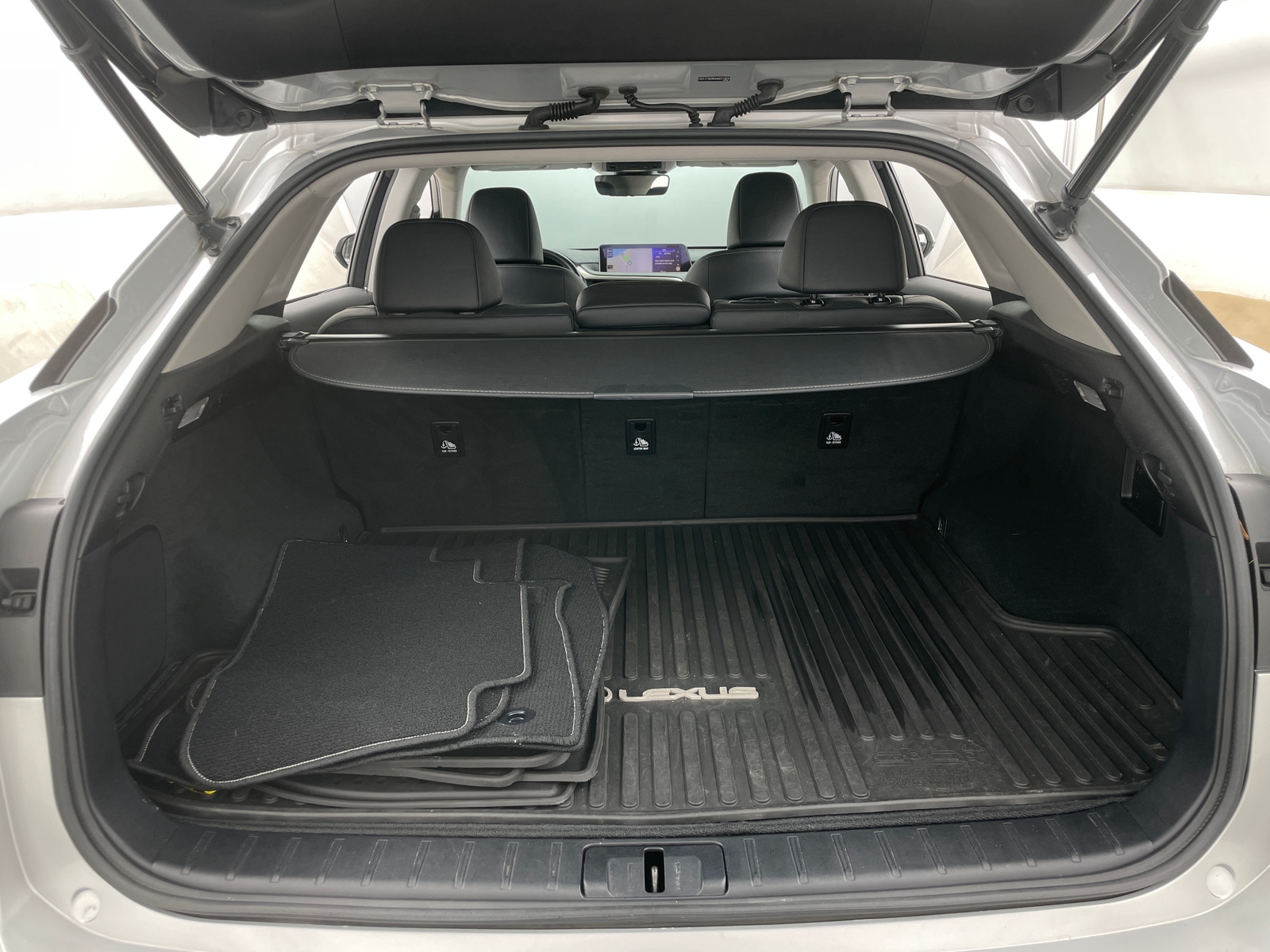 Thumbnail: 2016 Lexus RX - 7