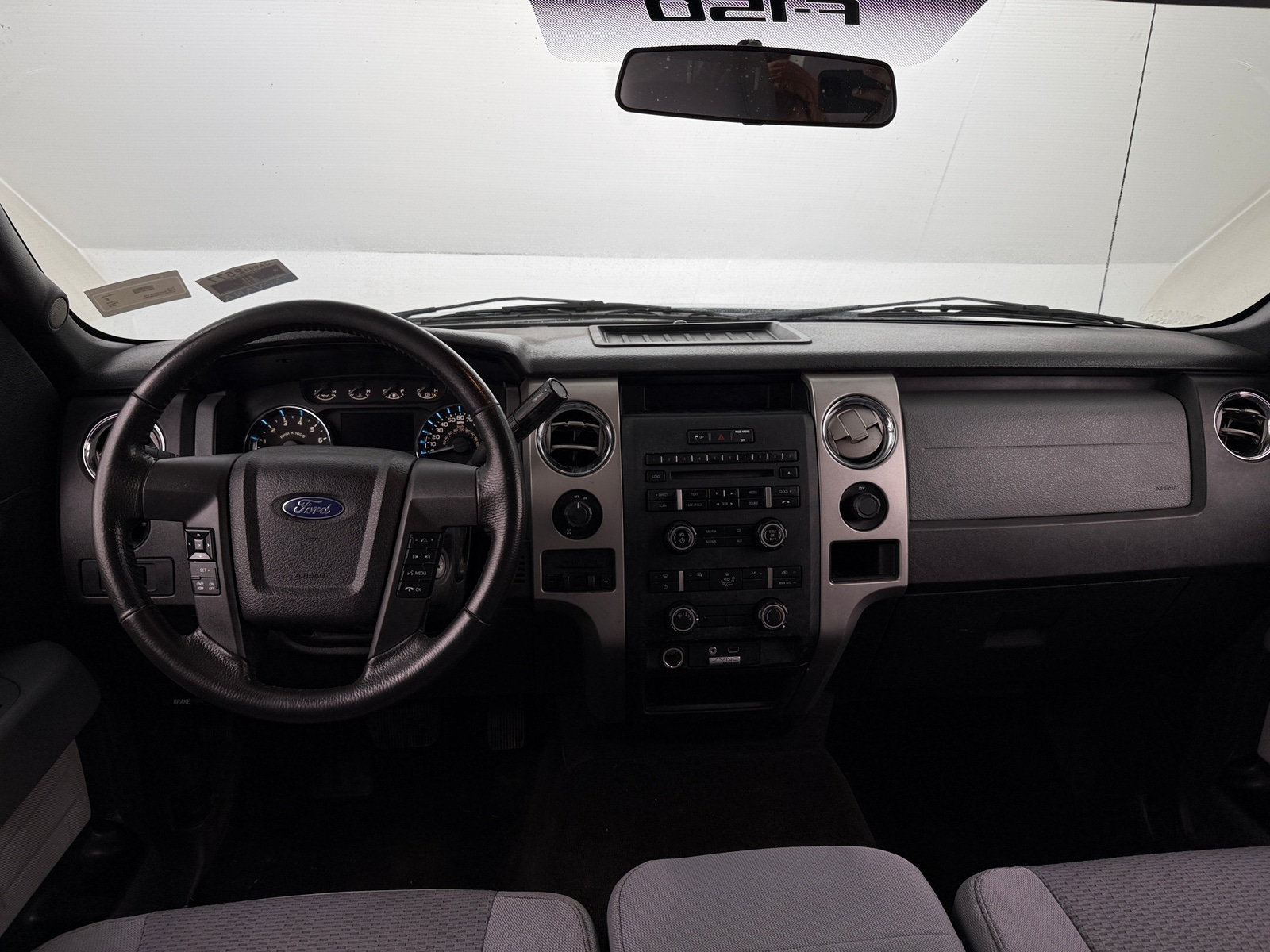 Thumbnail: 2012 Ford Econoline - 3