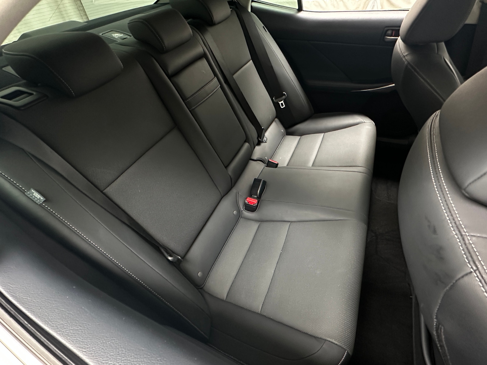 Thumbnail: 2019 Lexus IS - 5