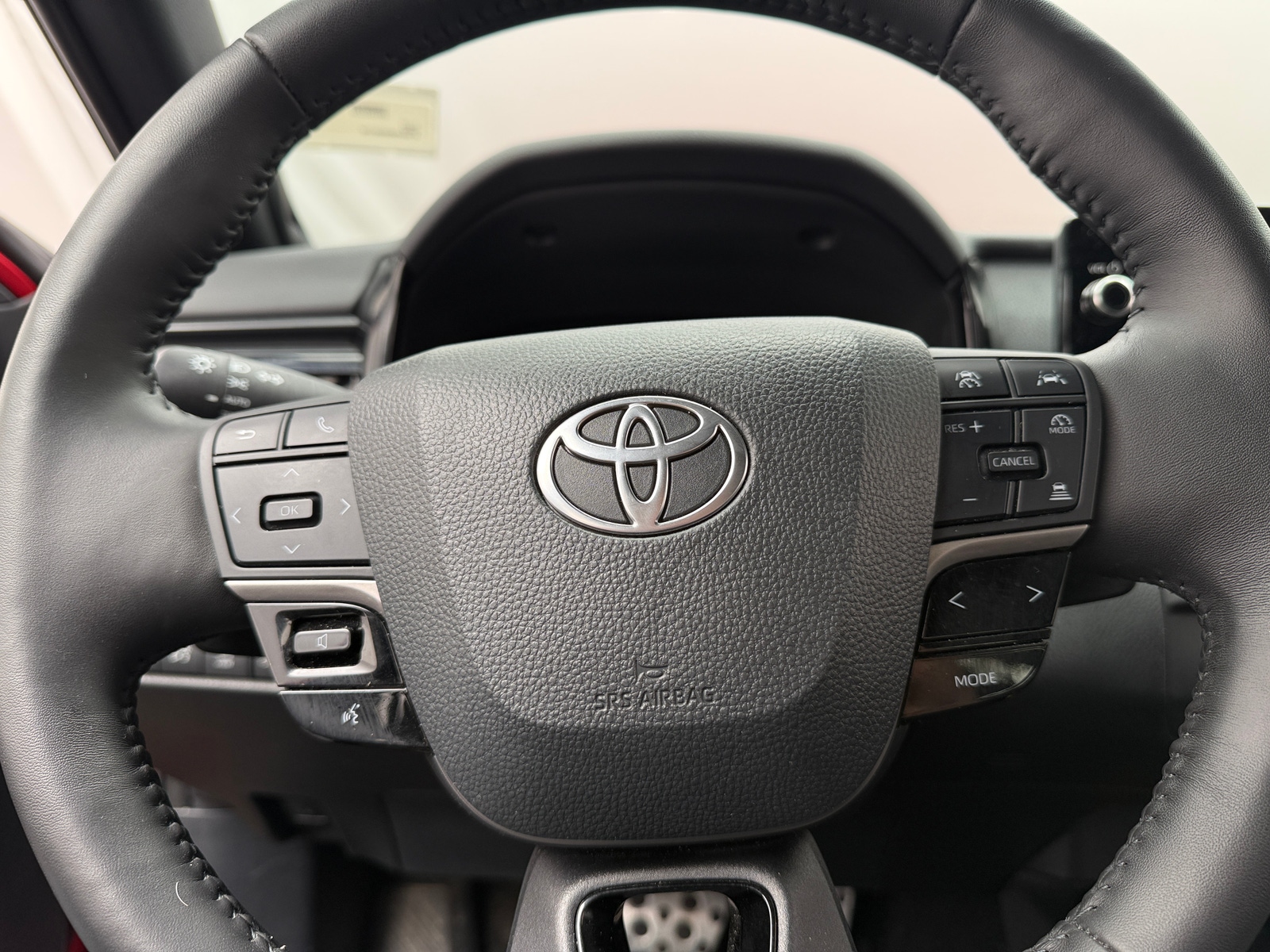 Thumbnail: 2025 Toyota Camry - 4