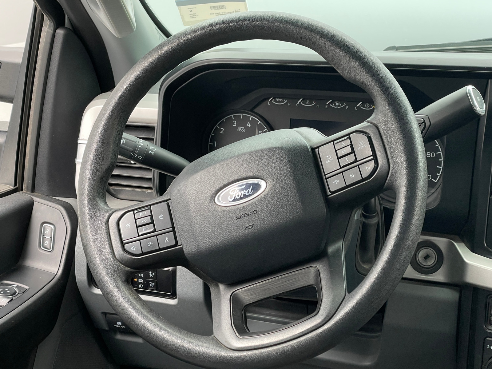 Thumbnail: 2024 Ford Econoline - 5