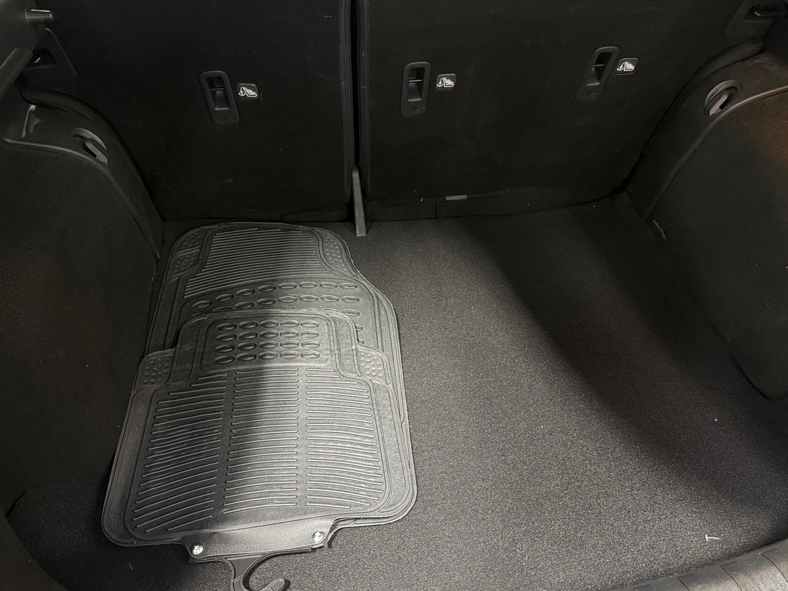 Thumbnail: 2021 Nissan Kicks - 7