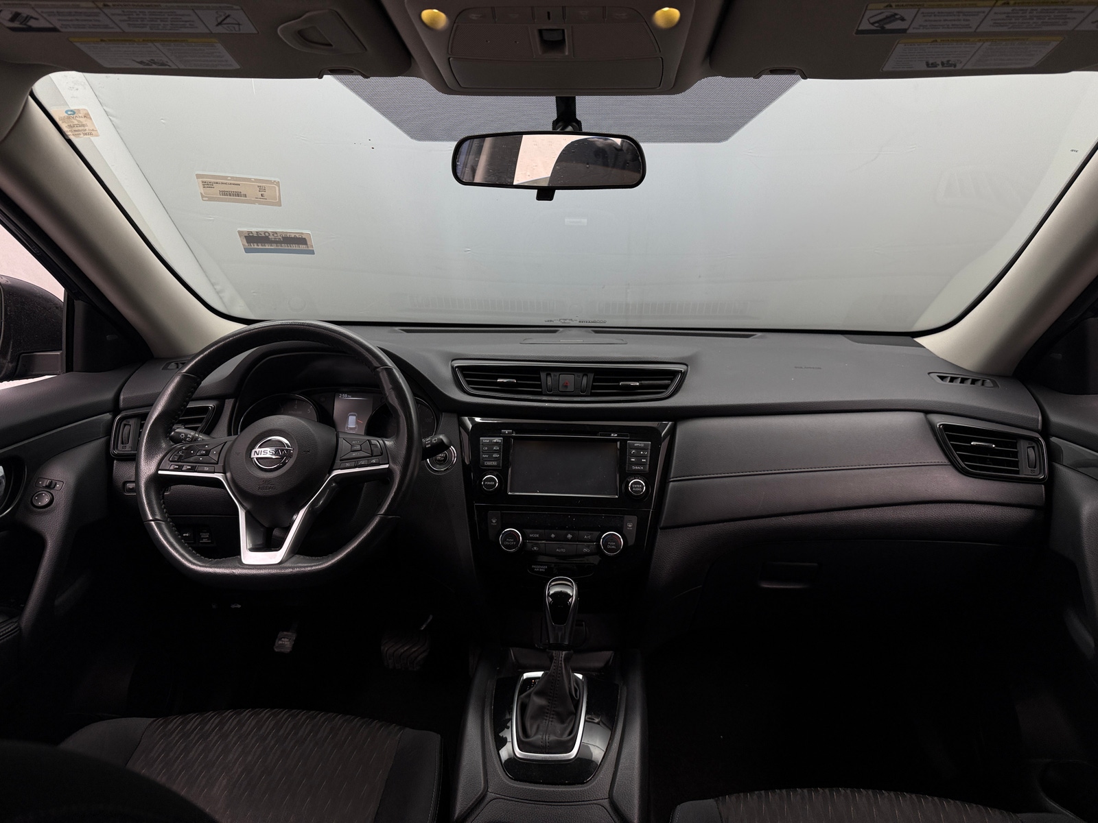 Thumbnail: 2017 Nissan Rogue - 3