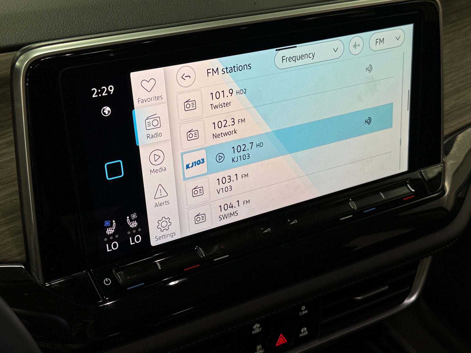 Thumbnail: 2025 Volkswagen Atlas - 3