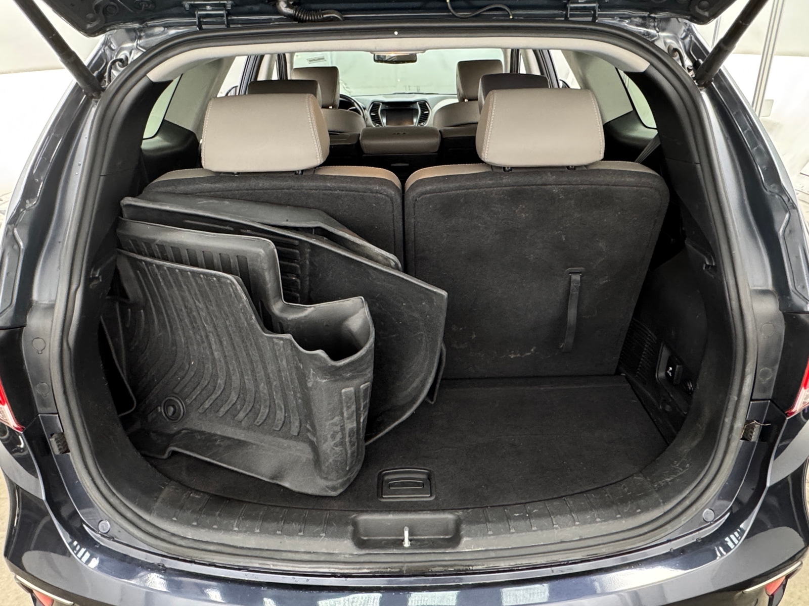 Thumbnail: 2018 Hyundai Santa Fe - 6