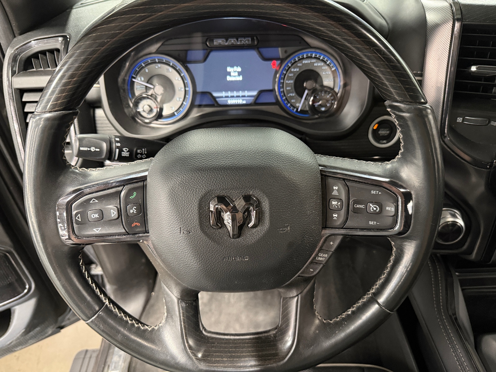 Thumbnail: 2022 RAM 1500 - 4