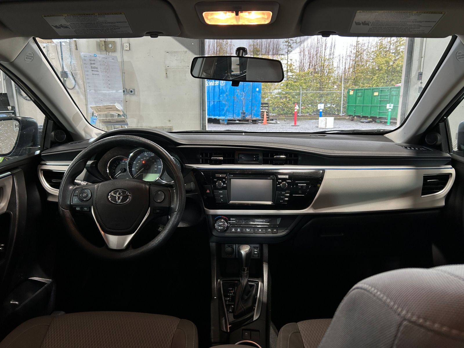 Thumbnail: 2015 Toyota Corolla - 3