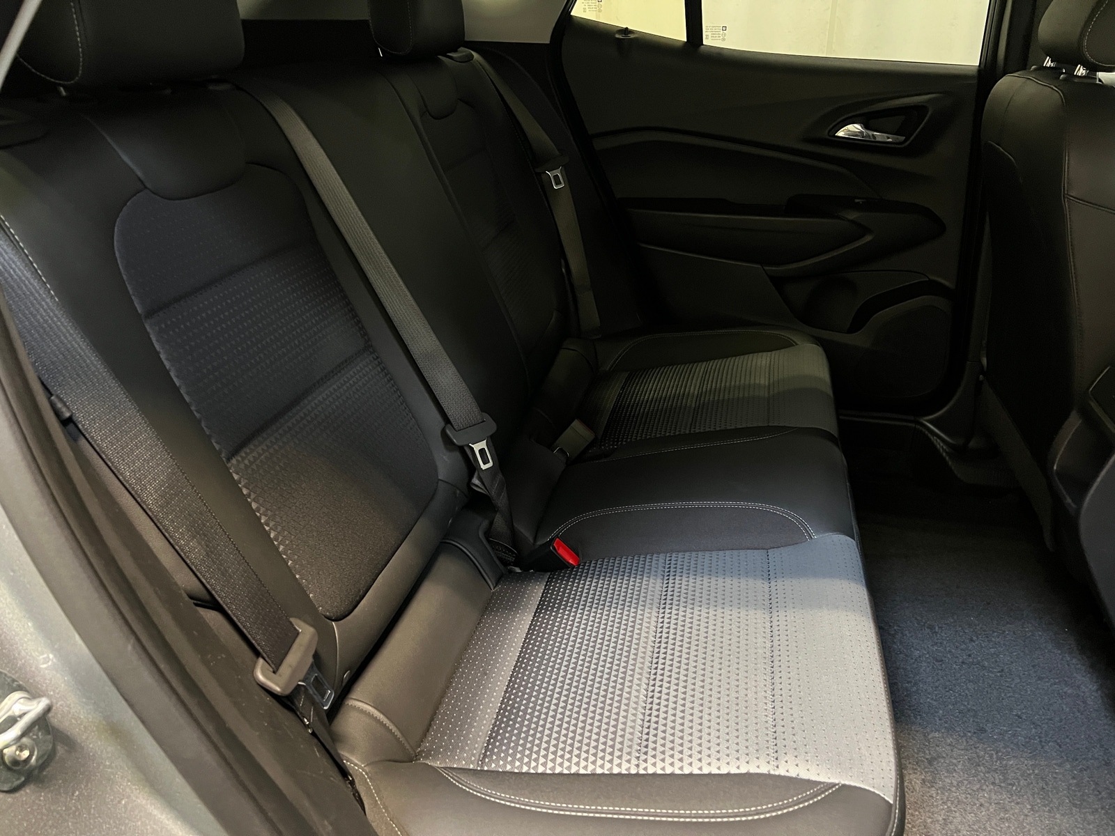 Thumbnail: 2025 Chevrolet Trax - 6