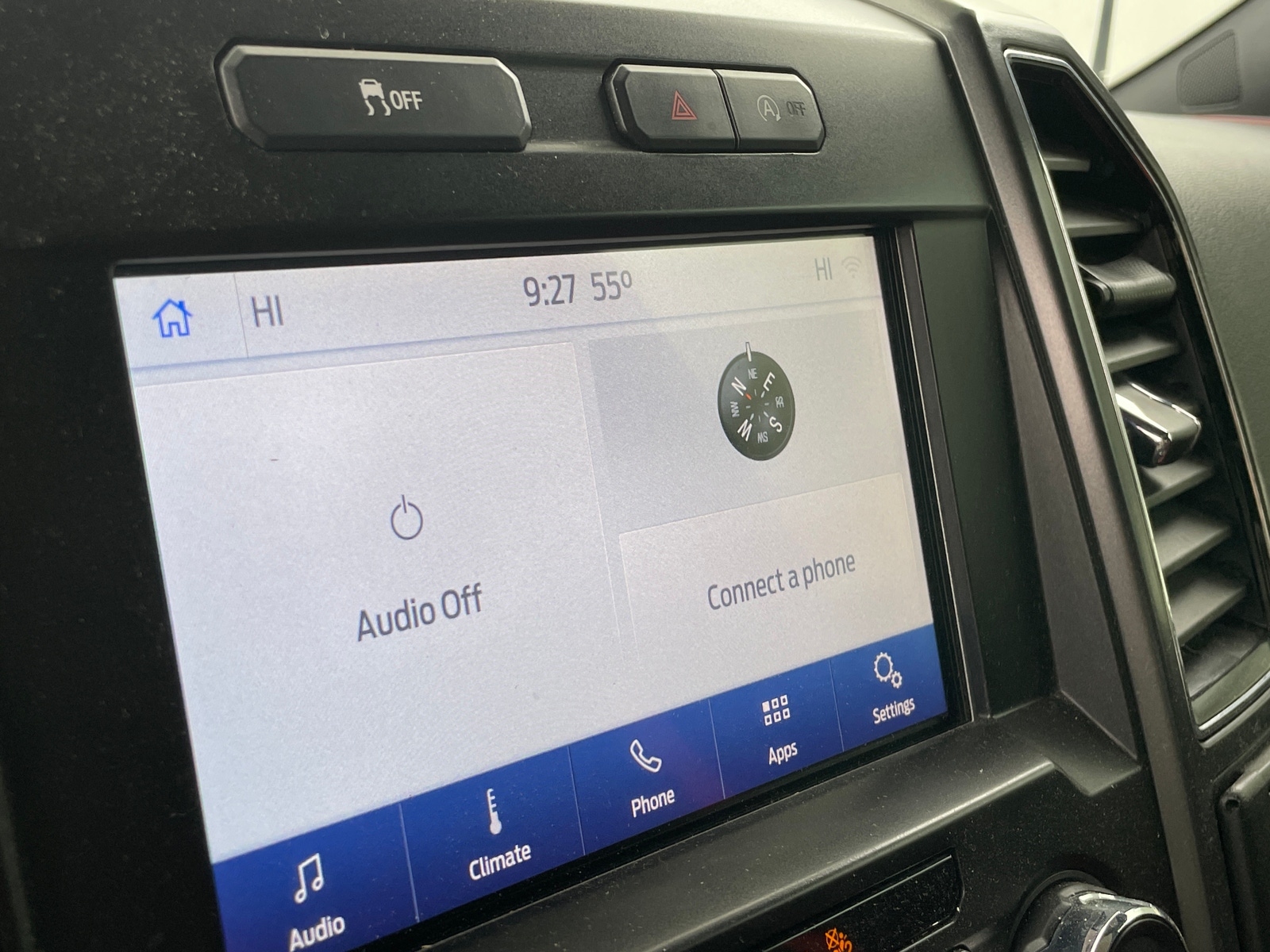 Thumbnail: 2018 Ford Econoline - 3