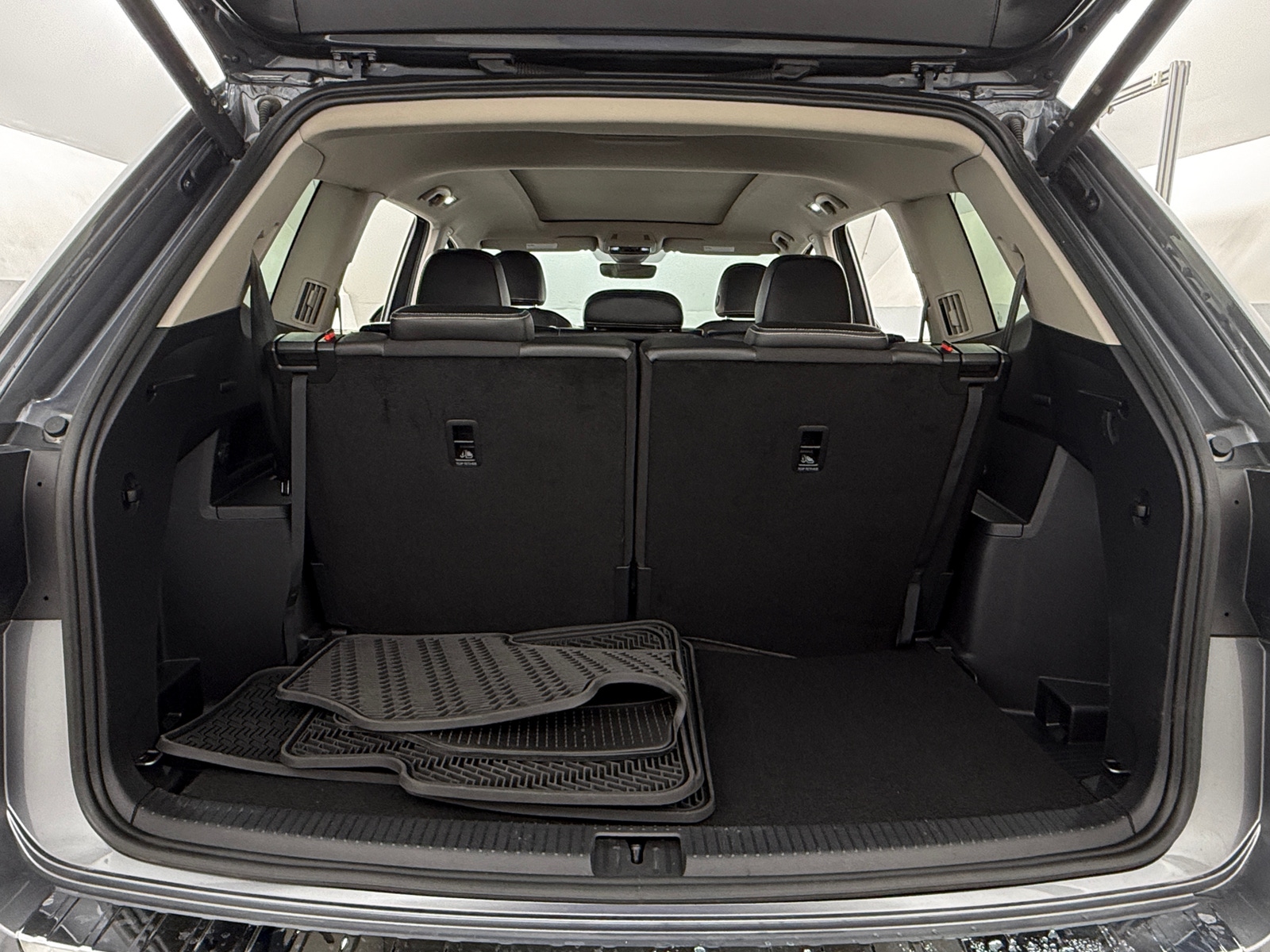 Thumbnail: 2024 Volkswagen Atlas - 6