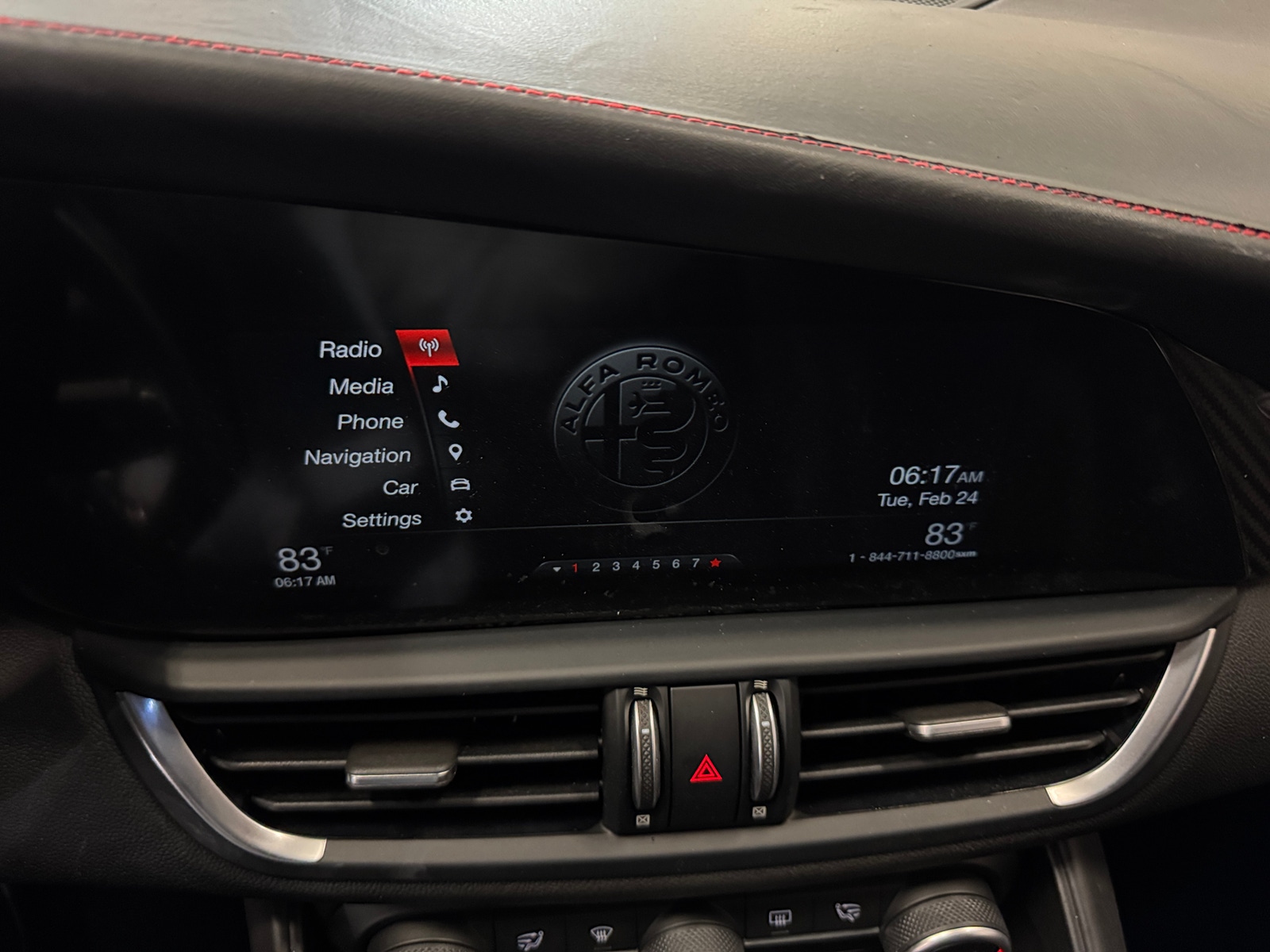 Thumbnail: 2018 Alfa Romeo Giulia - 3