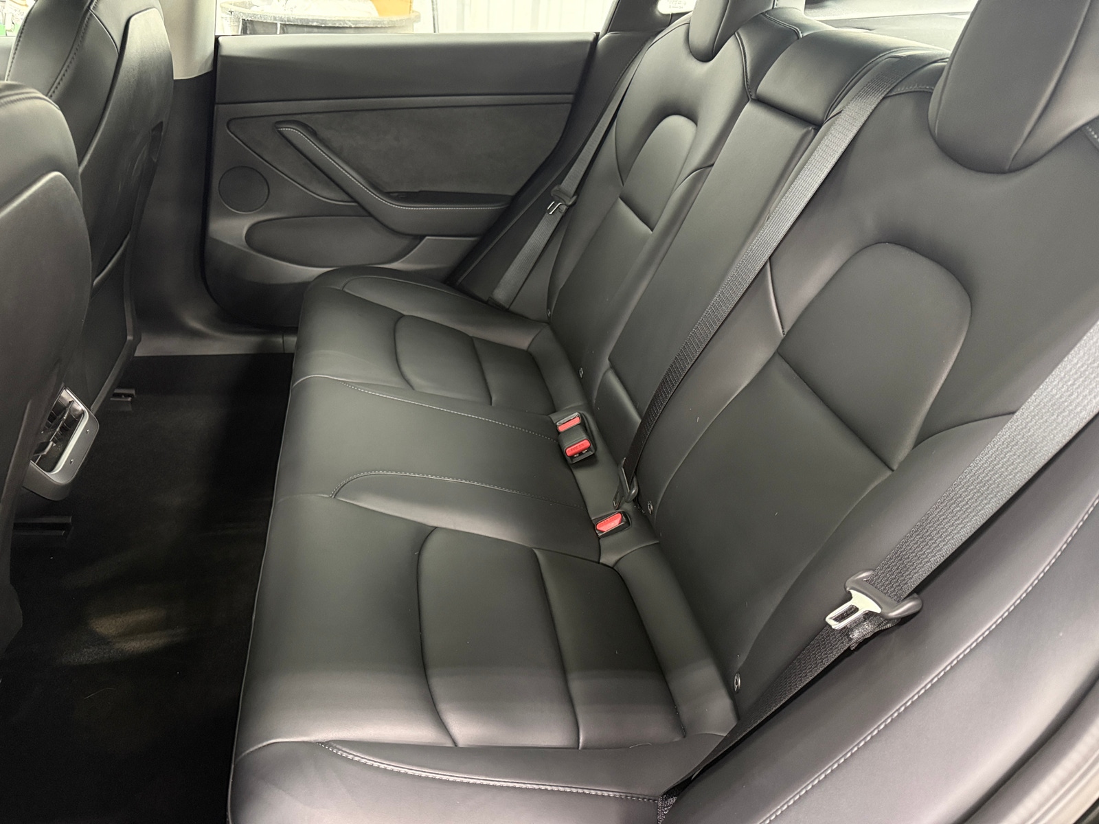 Thumbnail: 2022 Tesla Model 3 - 5