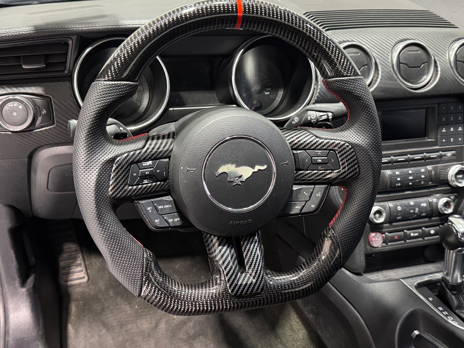 Thumbnail: 2018 Ford Mustang - 4