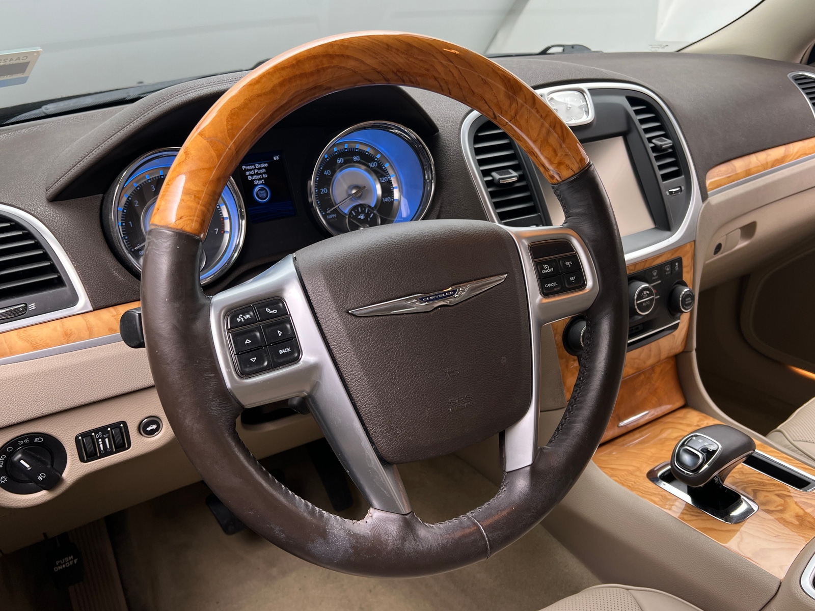 Thumbnail: 2012 Chrysler 300 - 4