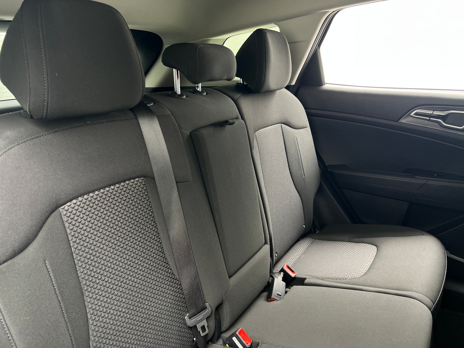 Thumbnail: 2025 Kia Sportage - 6