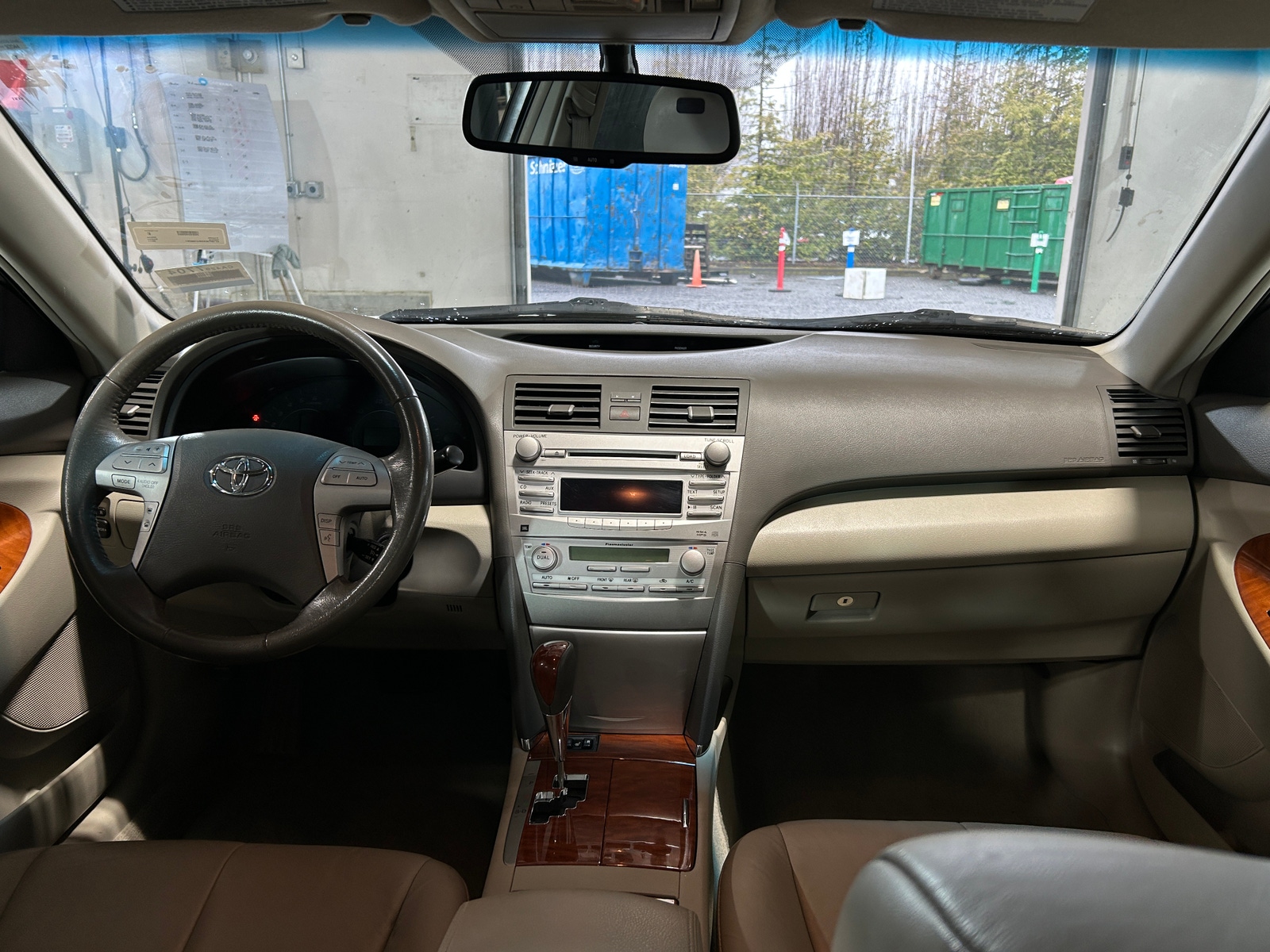 Thumbnail: 2011 Toyota Camry - 3