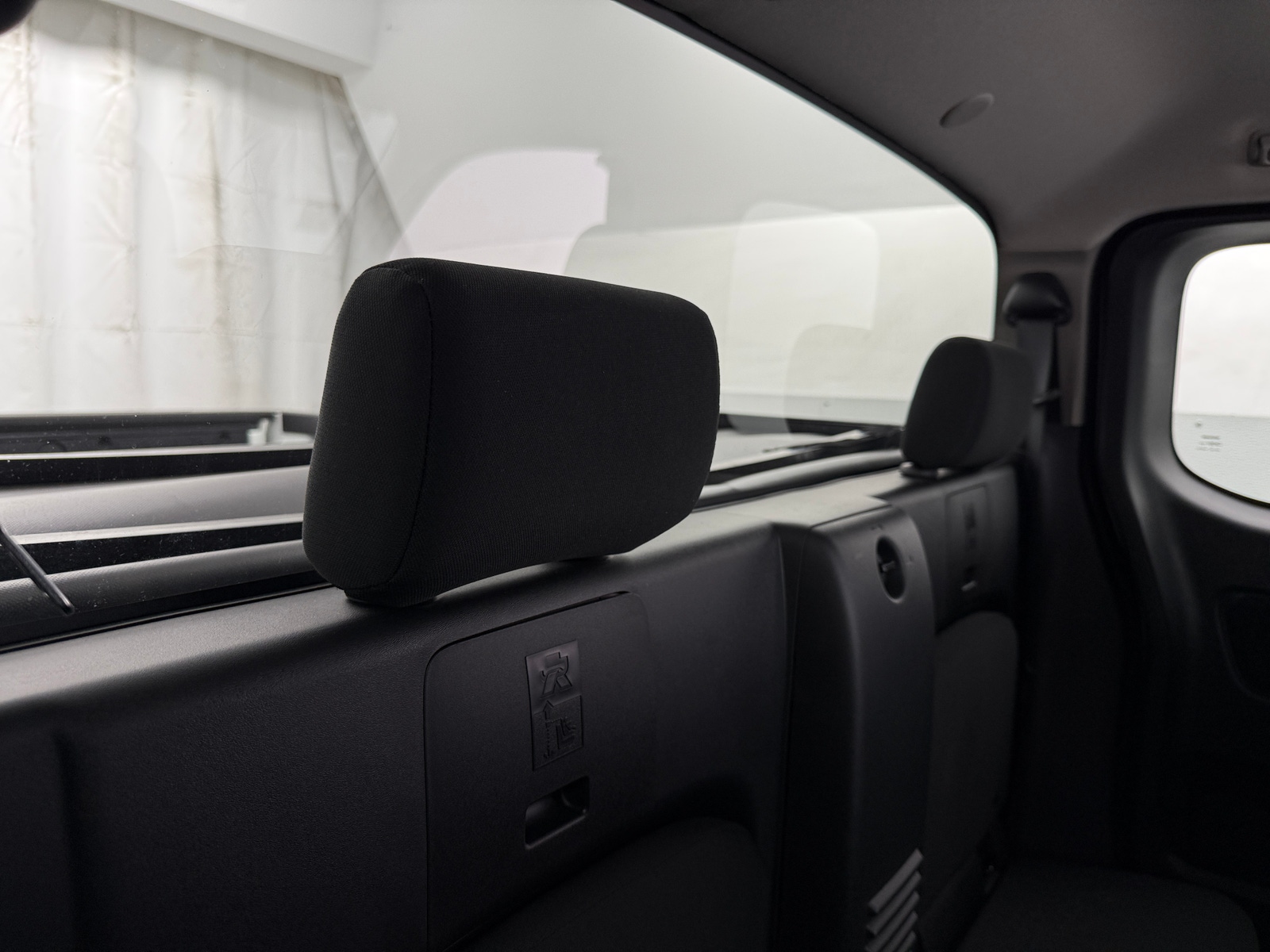 Thumbnail: 2025 Nissan Frontier - 6