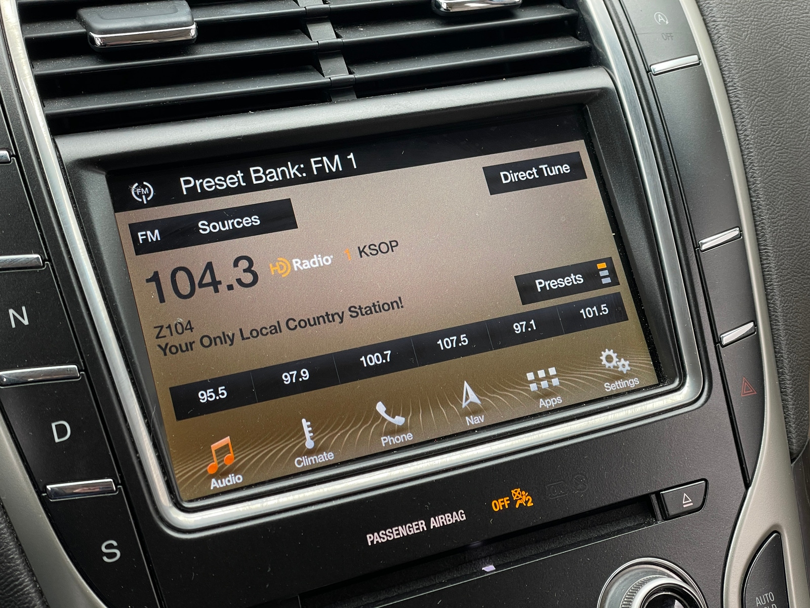 Thumbnail: 2019 Lincoln Nautilus - 3