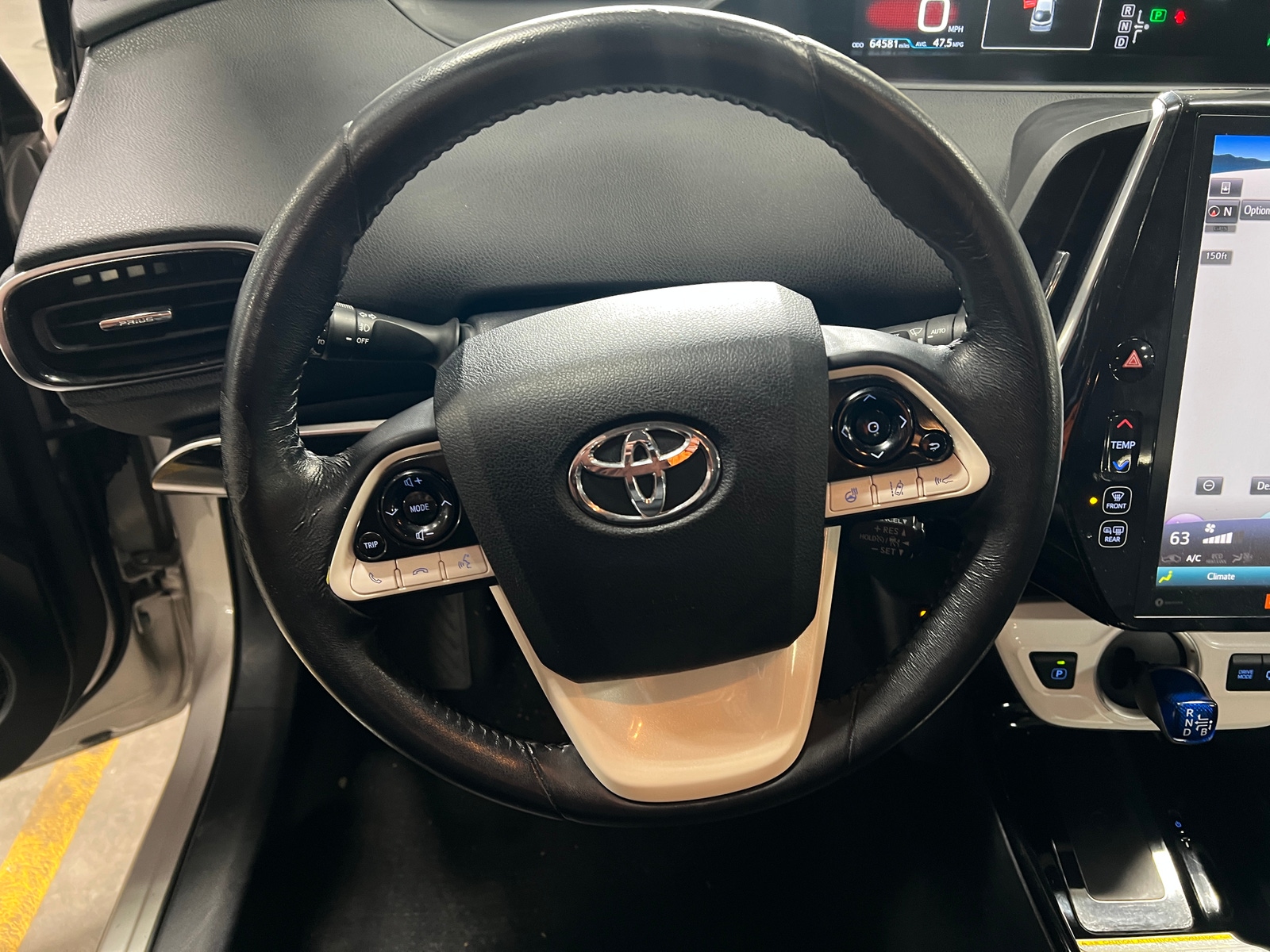 Thumbnail: 2017 Toyota Prius Prime - 5