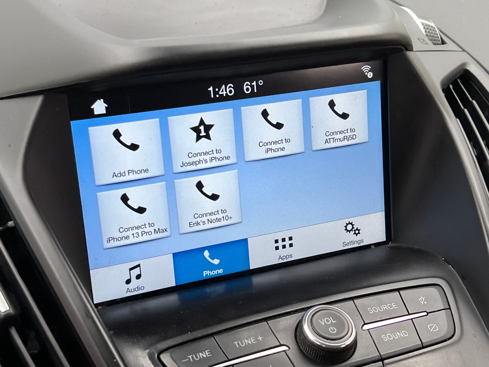 Thumbnail: 2019 Ford Escape - 3