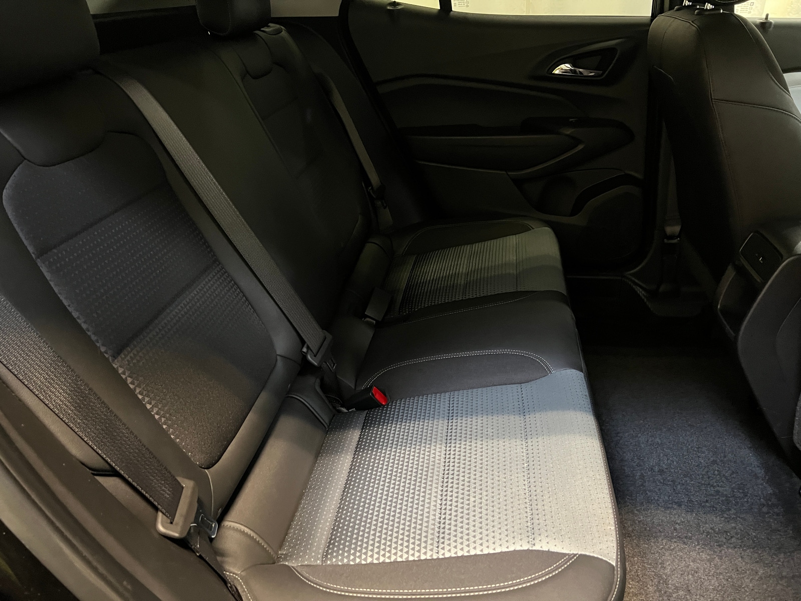 Thumbnail: 2025 Chevrolet Trax - 6