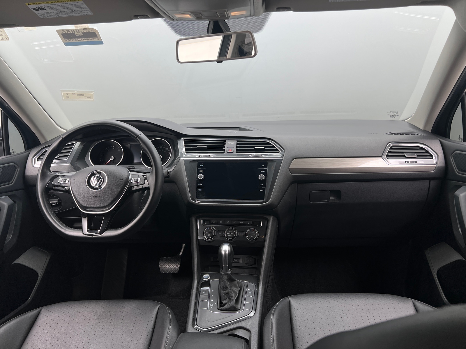 Thumbnail: 2019 Volkswagen Tiguan - 2