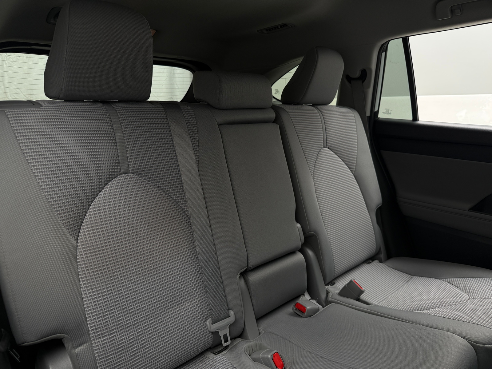 Thumbnail: 2023 Toyota Highlander - 6