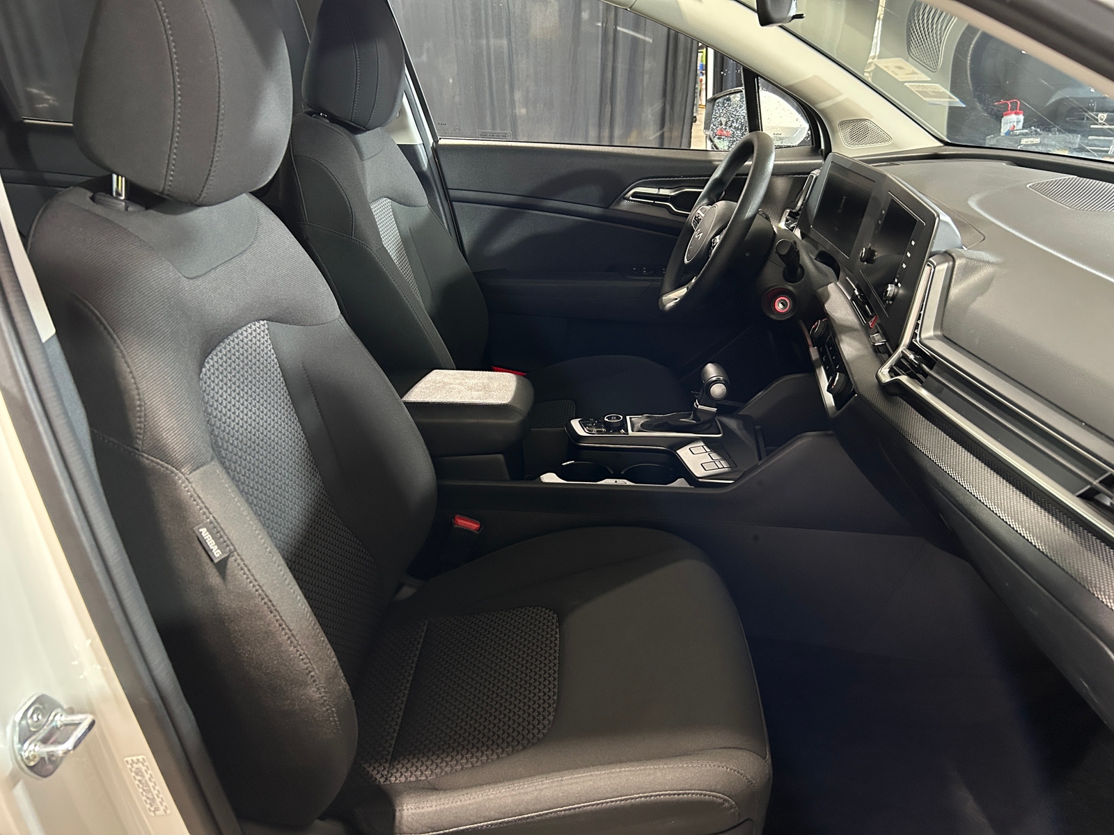 Thumbnail: 2025 Kia Sportage - 2