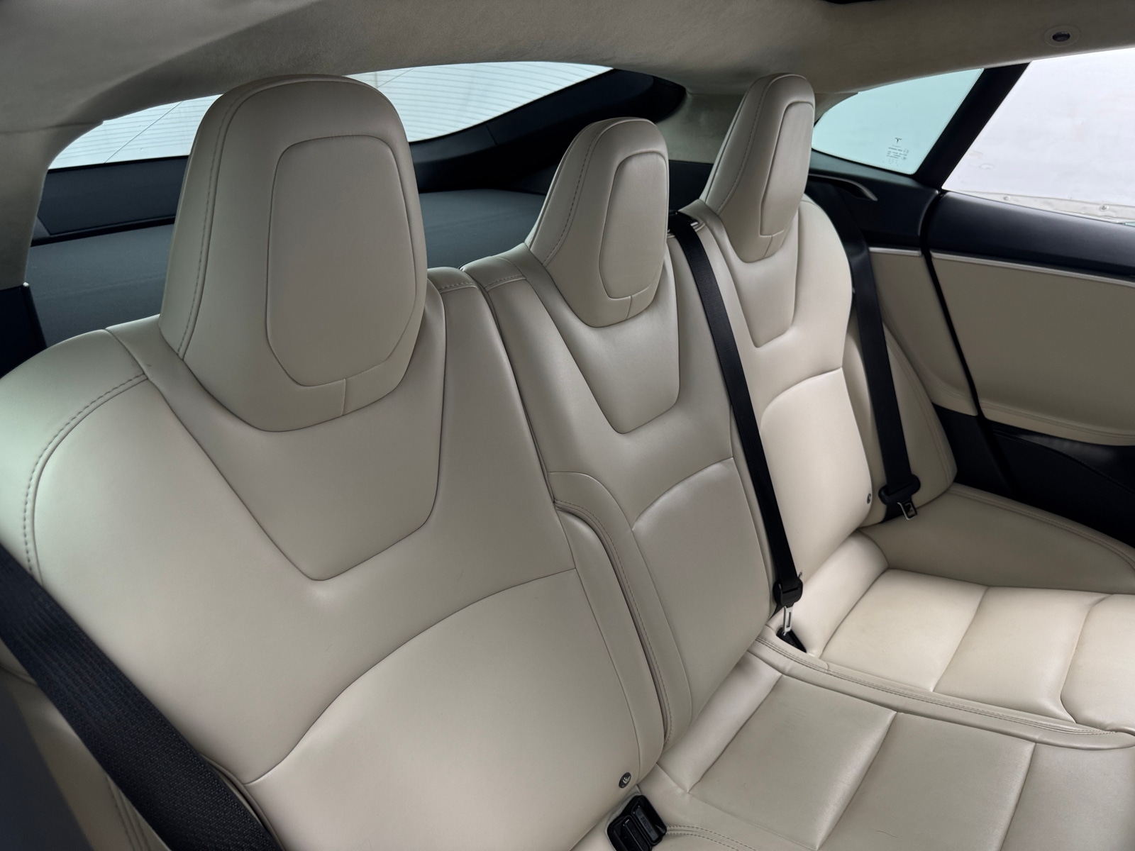 Thumbnail: 2017 Tesla Model S - 5