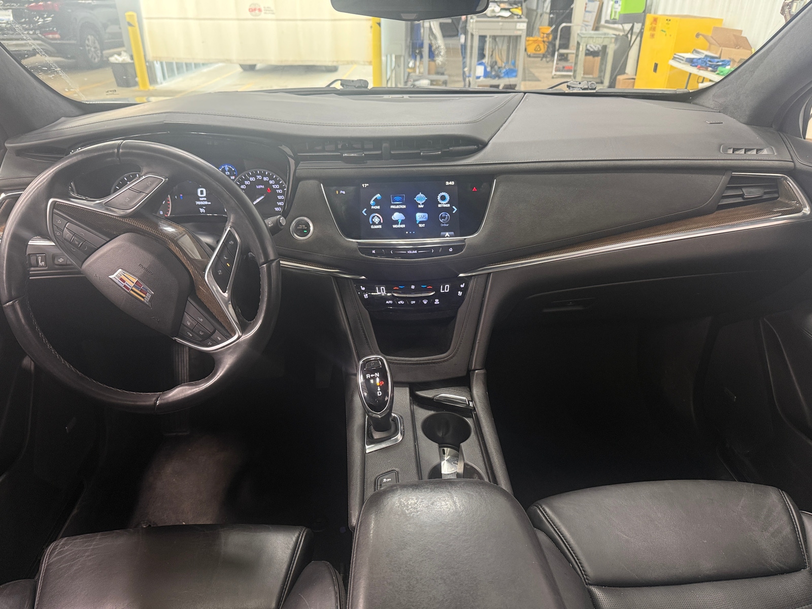 Thumbnail: 2017 Cadillac XT5 - 2